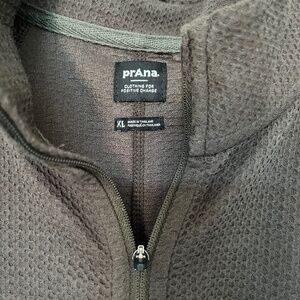 Prana XL zip up with hand covers/thumb holes